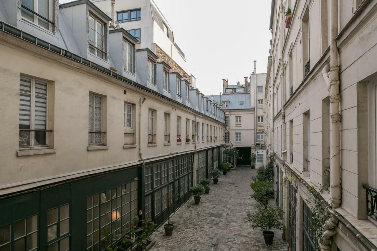 Charmant Studio Neuf Proche Des Invalides * Parijs